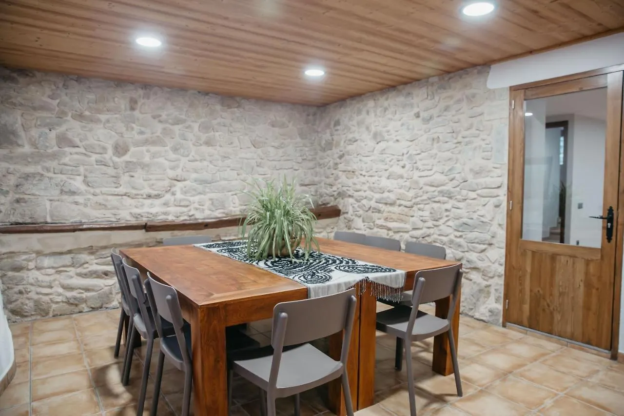 Apartaments Rurals Cala Palmira Alpens Apartment